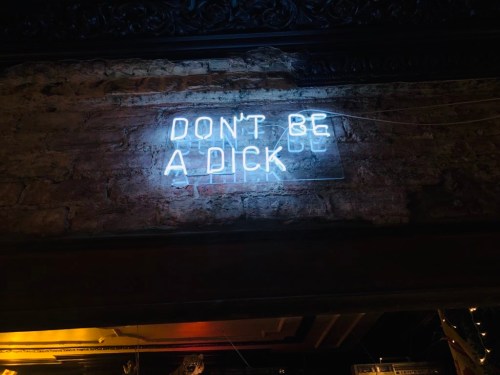 bb971c8f-ffa9-433e-8c00-567799de2e3c 2