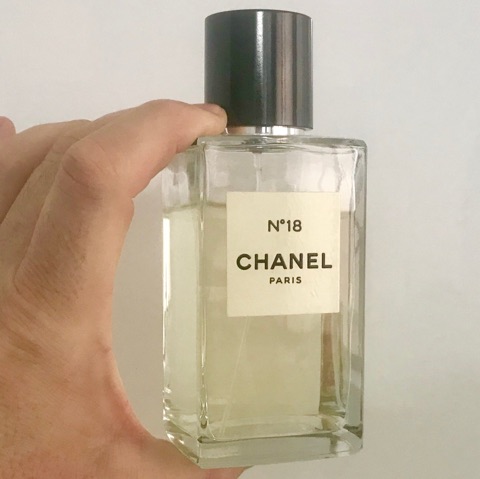 CHANEL No 18 Scent Diary