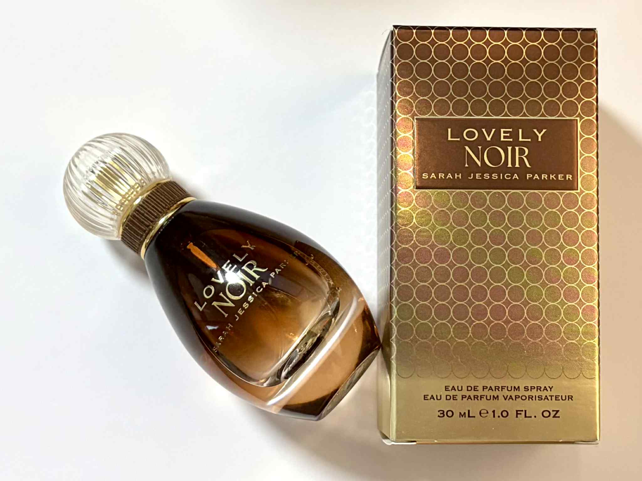 Sarah Jessica Parker Lovely Noir